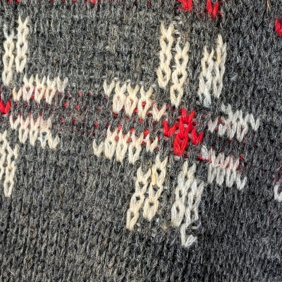 Vintage 50s 60s Alps Sportswear Wool Sweater, Nordic Print Gray & Red - Picture 7 of 8
